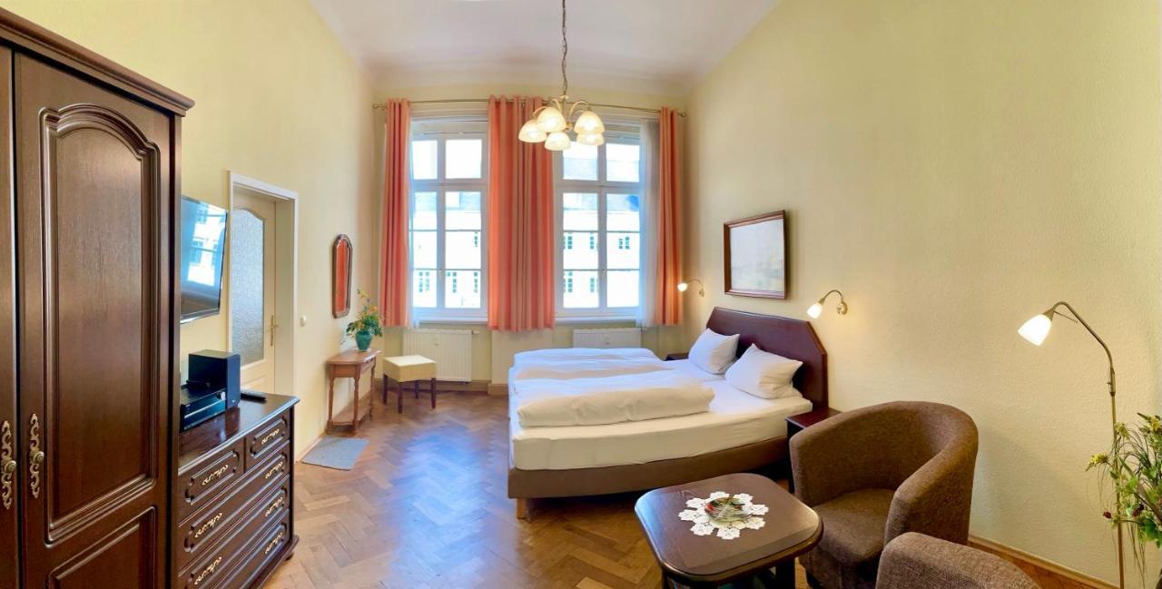 Apartmenthaus Stadt Metz Дрезден Екстериор снимка