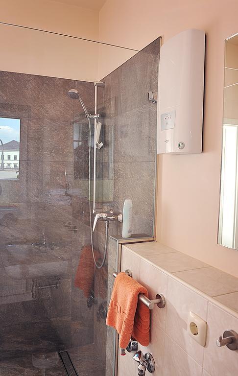 Apartmenthaus Stadt Metz Дрезден Стая снимка